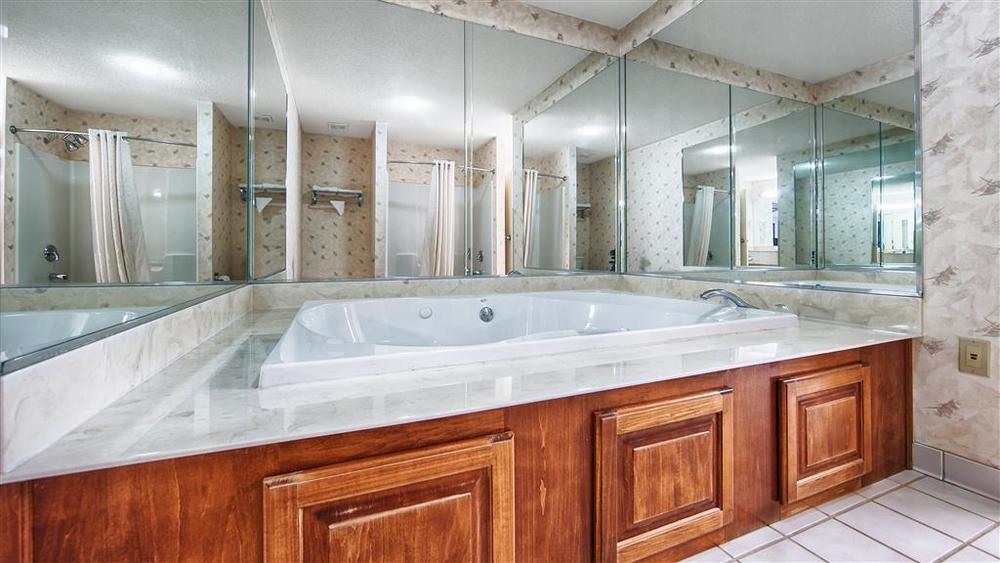 Best Western Hawkinsville Inn & Suites Номер фото