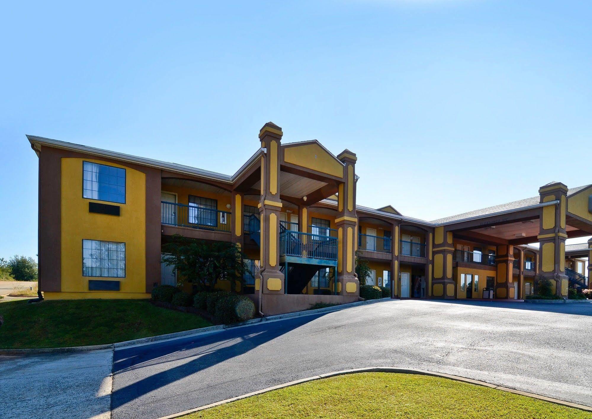 Best Western Hawkinsville Inn & Suites Экстерьер фото