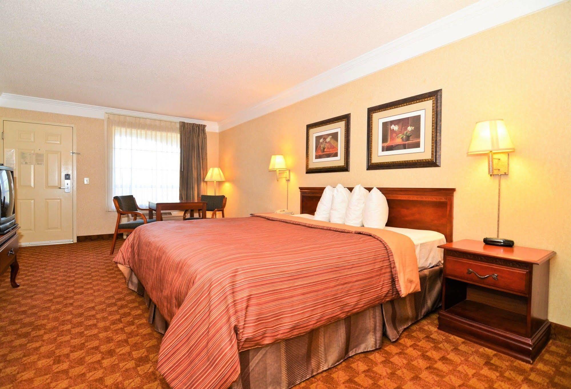 Best Western Hawkinsville Inn & Suites Экстерьер фото