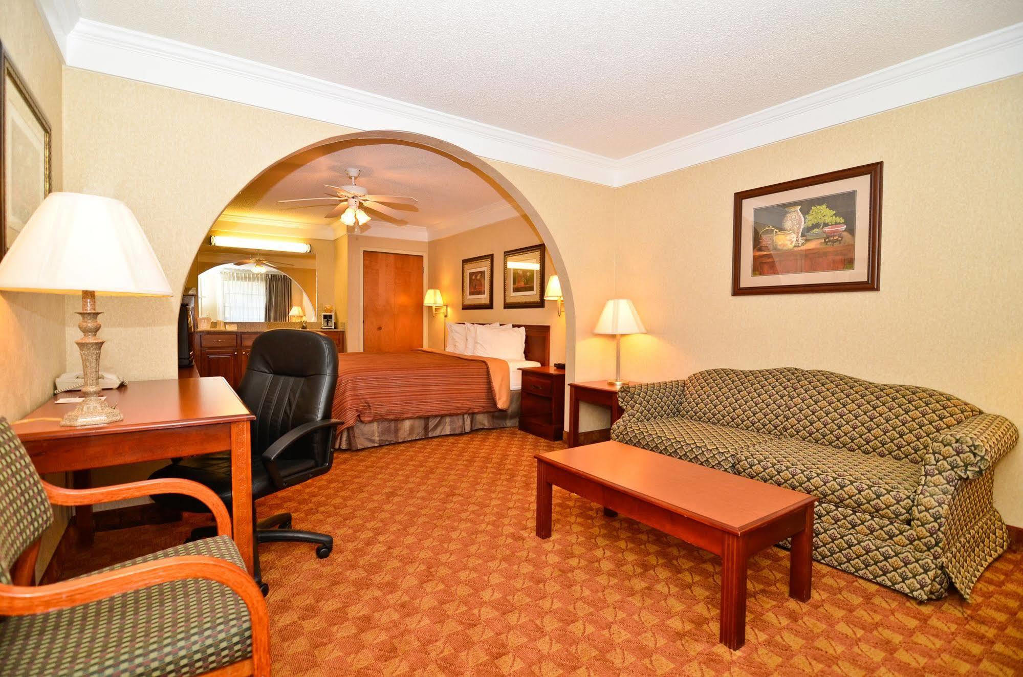 Best Western Hawkinsville Inn & Suites Экстерьер фото