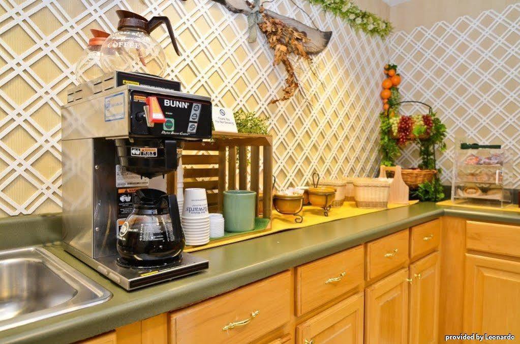 Best Western Hawkinsville Inn & Suites Ресторан фото